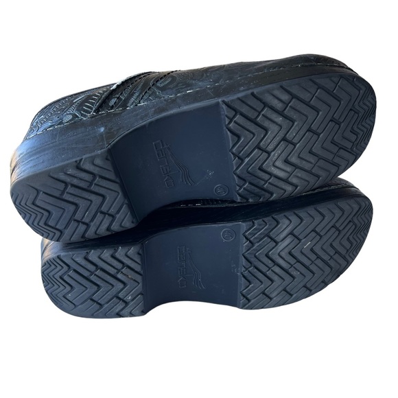 Dansko Professional Tooled Pattern Clogs - Picture 5 of 10